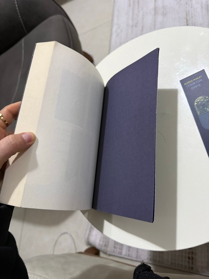 Cesur Yeni Dünya - Aldous Huxley - Görsel 3