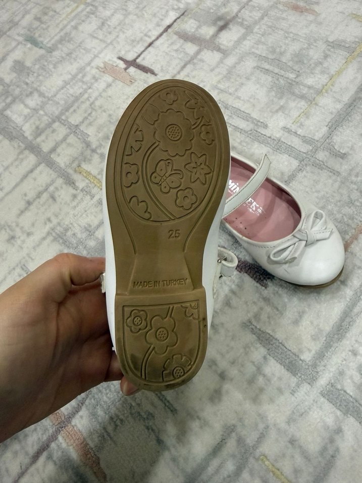 Beyaz Kız Çocuk Fiyonklu Babet Ayakkabı - Görsel 3