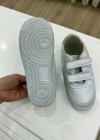 Çocuk Beyaz Cırt Cırtlı Spor Ayakkabı - Görsel 3