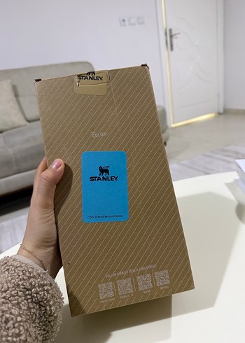 Stanley yandan tutmalı pipetli termos - Görsel 4