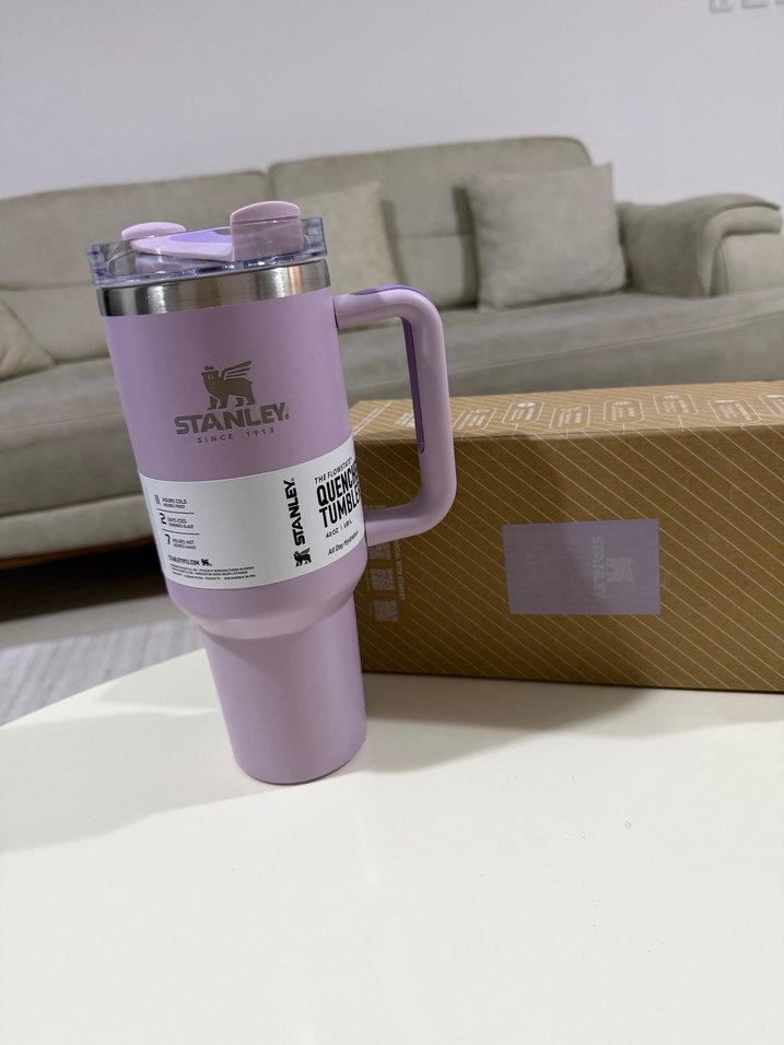 Stanley yandan tutmalı pipetli termos - Görsel 3