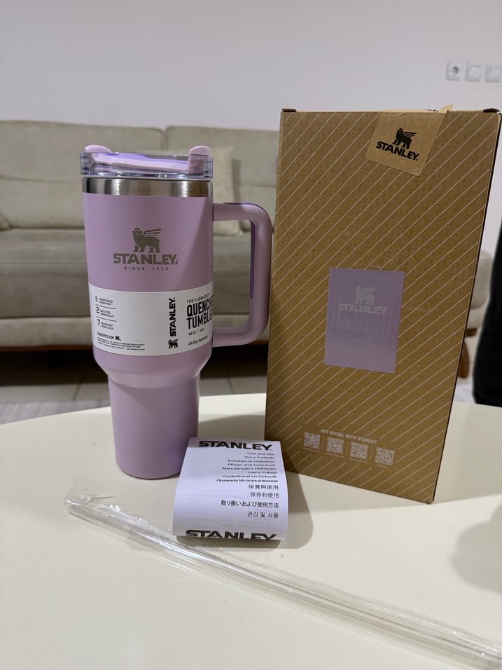 Stanley yandan tutmalı pipetli termos - Görsel 5