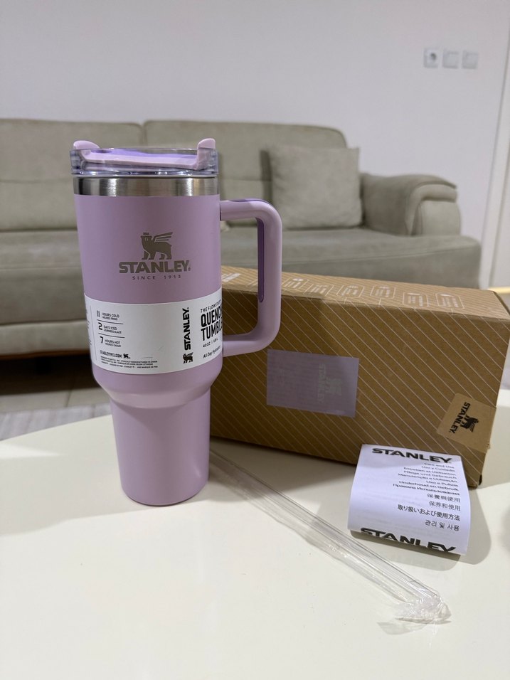 Stanley yandan tutmalı pipetli termos - Görsel 2