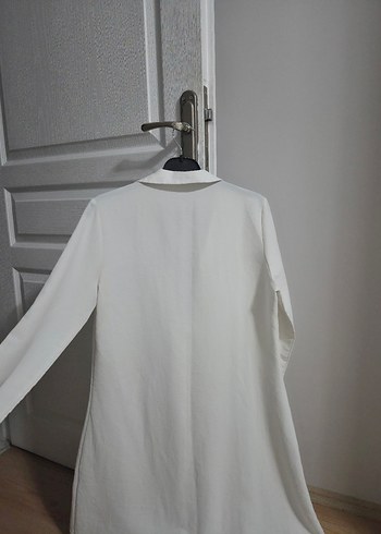 Beyaz Uzun Kollu Keten Midi Gömlek - Görsel 4