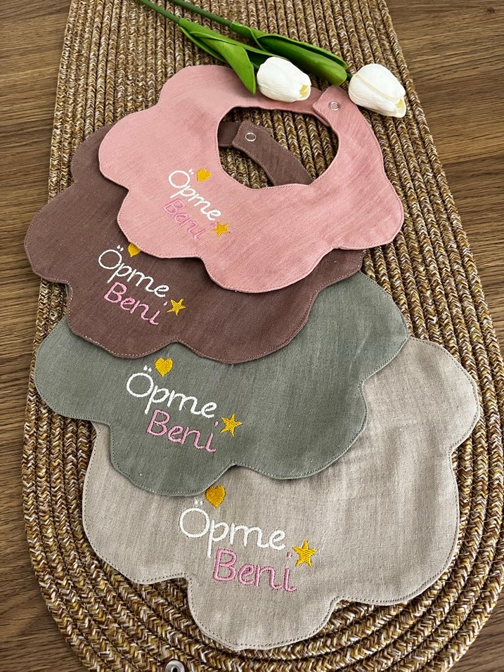 Öpme Beni Nakışlı Yeşil Bebek Önlüğü - Görsel 4