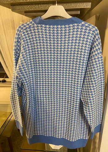 Mavi V Yakalı Örgü Kadın Hırka - Görsel 2