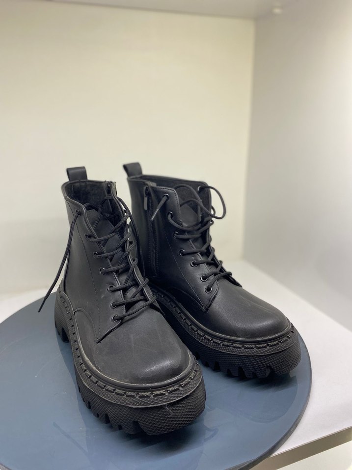 Siyah Gotik Platform Topuklu Kadın Bot - Görsel 2