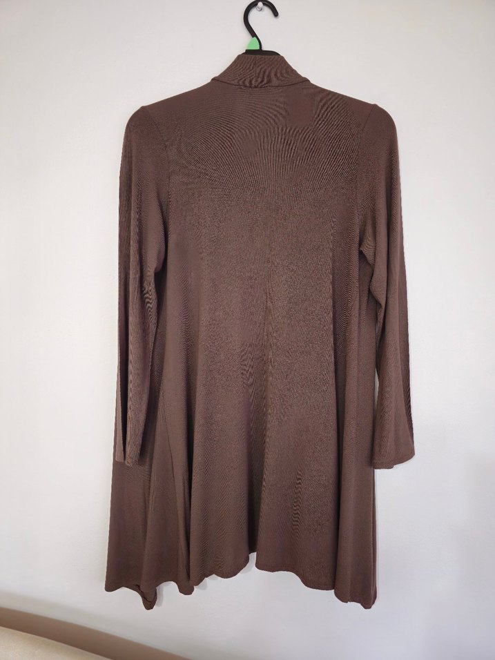 Kahverengi Uzun Kollu Salaş Önü Asimetrik Dökümlü Hırka - Görsel 2