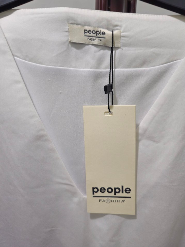 Beyaz Elbise Fabrika marka M beden - Görsel 3