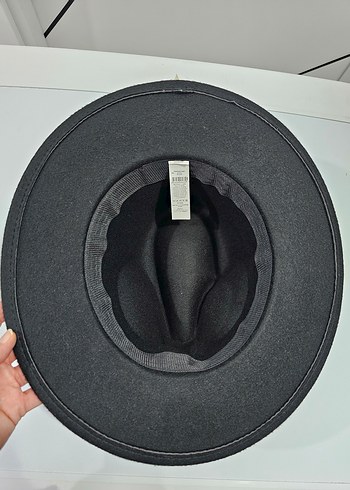 Siyah Süet Tokalı Kadın Şapka - Görsel 5