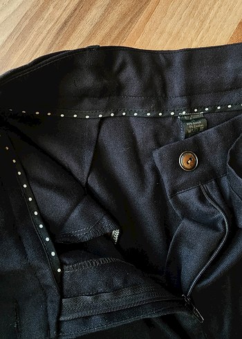 Kadın Siyah Kemerli Midi Kumaş Havuç Pantolon - Görsel 4