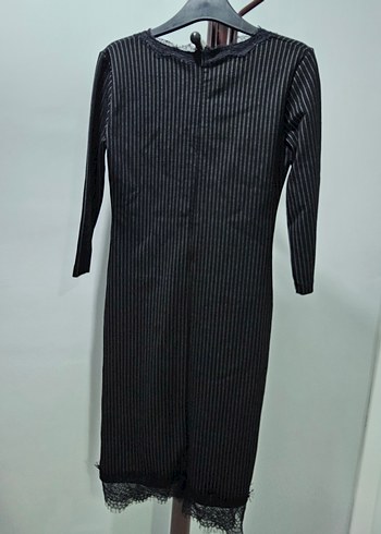 Fabrika Marka 36 beden Siyah Çizgili Dantelli Elbise - Görsel 4