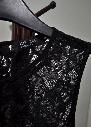 Siyah Dantelli V Yaka Uzun Tulum Fabrika marka 36 beden - Görsel 3