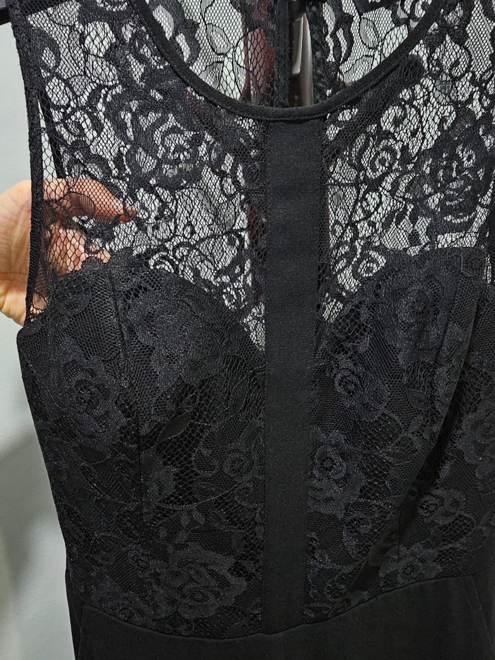 Siyah Dantelli V Yaka Uzun Tulum Fabrika marka 36 beden - Görsel 2