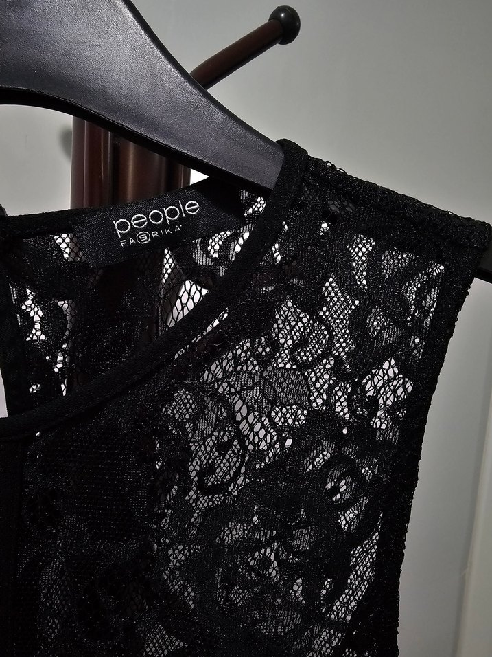 Siyah Dantelli V Yaka Uzun Tulum Fabrika marka 36 beden - Görsel 3