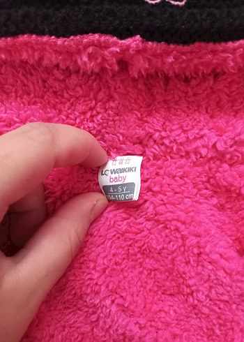 Kız Çocuk Siyah Kapüşonlu Örgü Yelek - Görsel 5