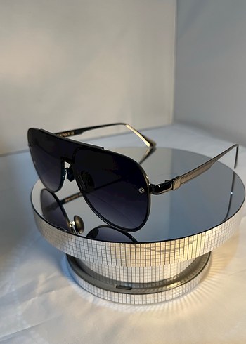 Minimalist Siyah Transparan Güneş Gözlüğü - Görsel 2