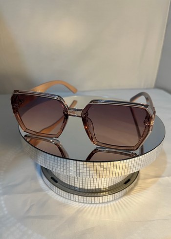 Transparan Kahverengi Kadın Gözlüğü - Görsel 2