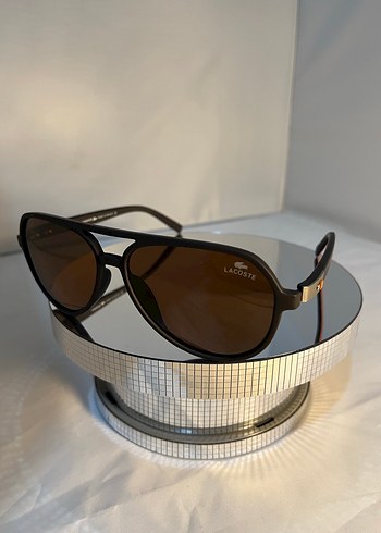 Klasik Kahverengi Güneş Gözlüğü - Görsel 2