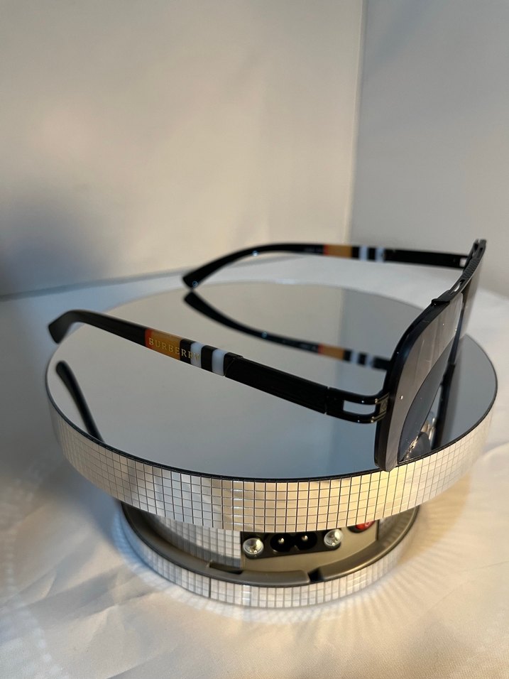 Siyah Transparan Burberry Street Stili Güneş Gözlüğü - Görsel 4