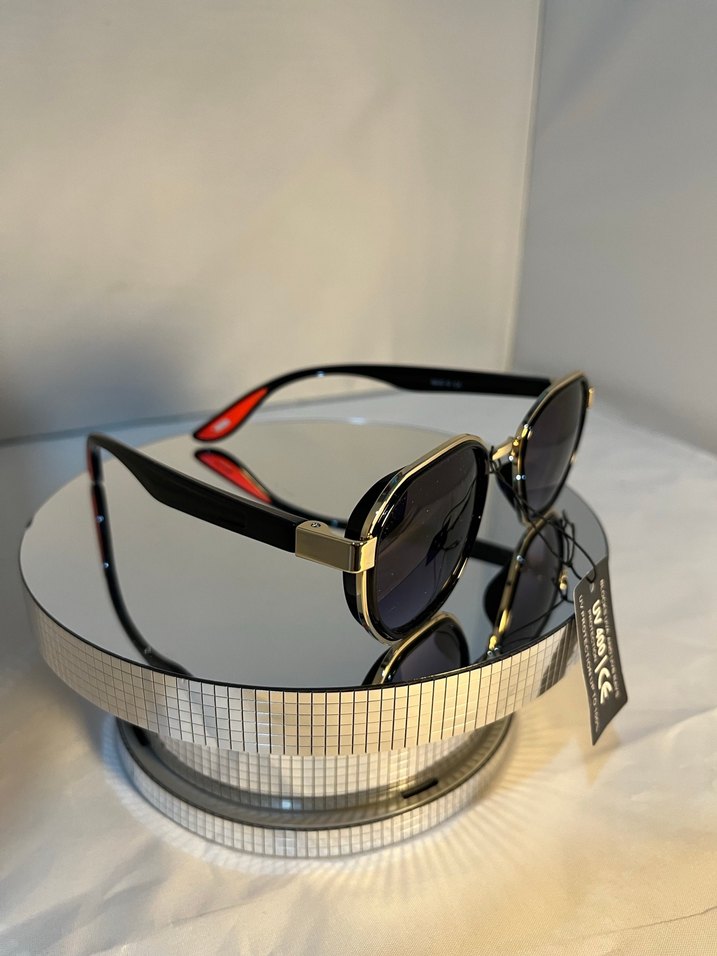 Kemer Detaylı Gri Biker Güneş Gözlüğü - Görsel 3