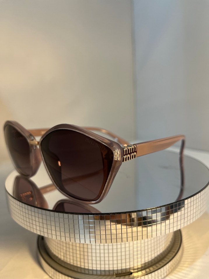 Şeffaf Bej Kadın Gözlüğü - Görsel 2