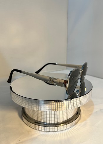 Klasik Zarif Gri Tokalı Kadın Gözlüğü - Görsel 3