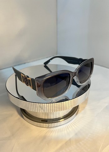 Şeffaf Gri Versace Kadın Gözlüğü - Görsel 3