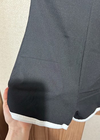 Düğmeli Siyah Kısa Tulum - Görsel 3