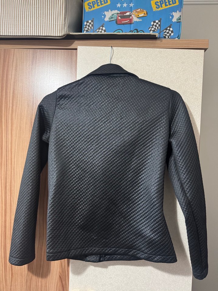 Siyah Deri görünümlü Mini Biker Ceket - Görsel 3