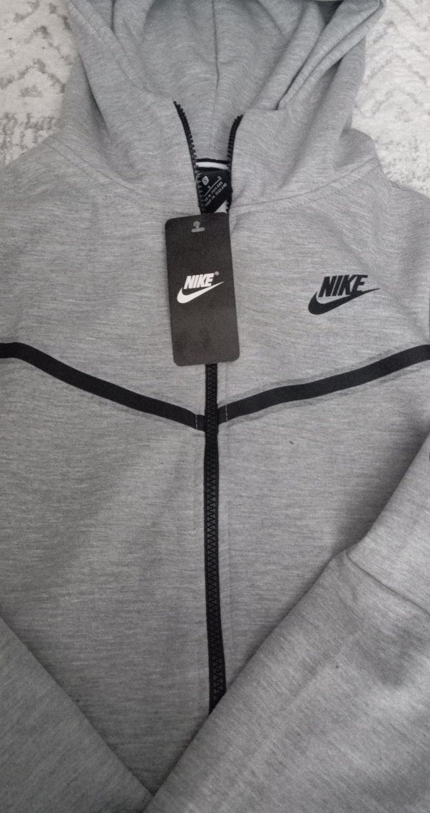 Nike Gri Kapüşonlu Spor Sweatshirt - Görsel 3
