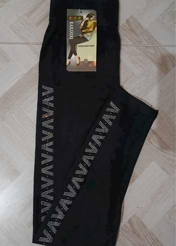 Siyah Payetli Nakışlı Kadın Tayt - Görsel 2