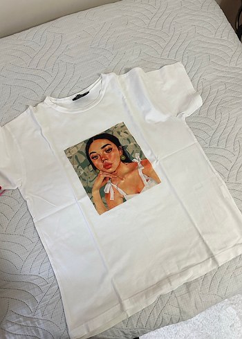 Baskılı Beyaz Kadın Tişört - Görsel 2