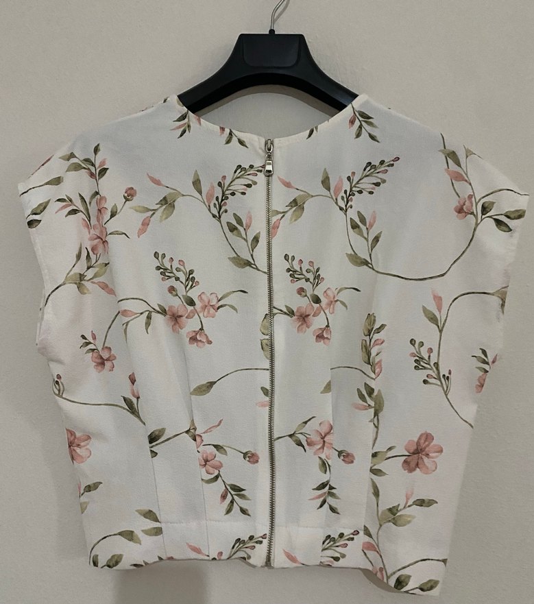 Çiçek Desenli Pamuklu Kısa Kollu Bluz - Görsel 2