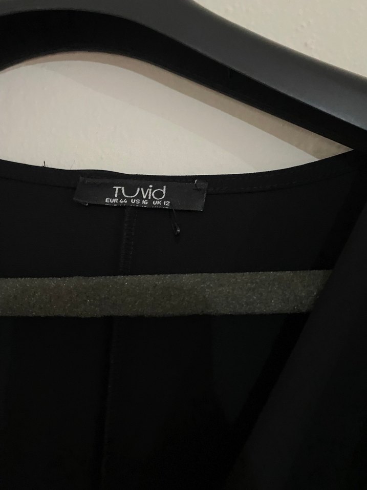 TUVİD marka V Yaka Siyah Uzun büyük beden - Görsel 4