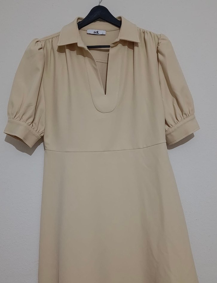 Bej V Yakalı Midi Kadın Elbise - Görsel 2