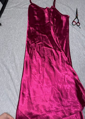 Bordo Parlak İp Askılı Midi Gecelik - Görsel 2