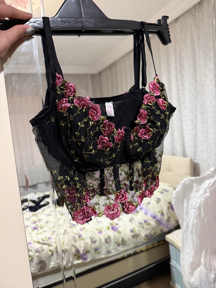 Dantel İşlemeli Siyah-Pembe Büstiyer - Görsel 2