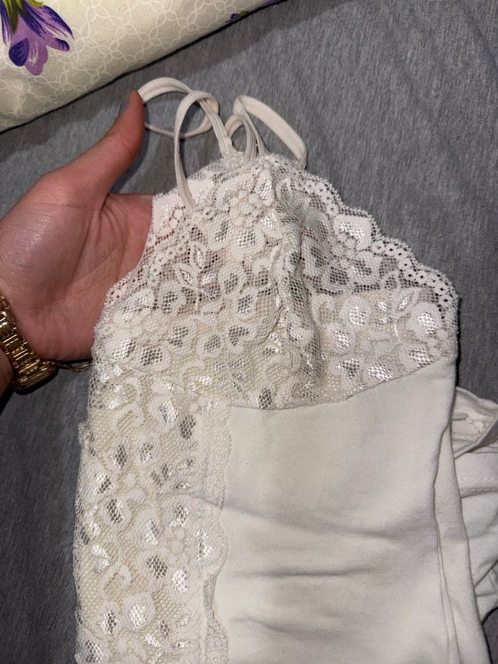 Beyaz Strappy dantelli bluz - Görsel 2