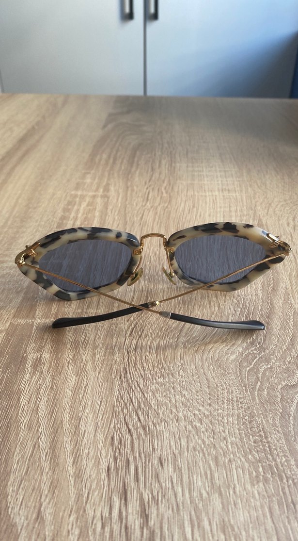 Leopar çerçeveli miu miu kadın gözlüğü - Görsel 4