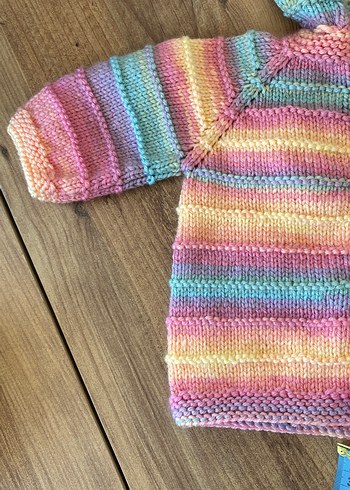 Kız Çocuk Kapüşonlu Renkli Örgü Hırka - Görsel 3