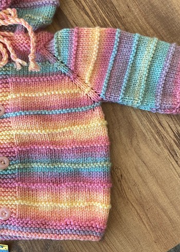 Kız Çocuk Kapüşonlu Renkli Örgü Hırka - Görsel 2