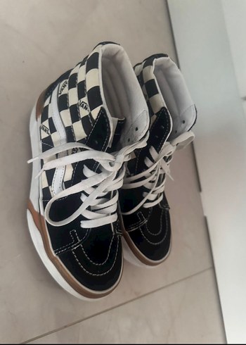 vans Deri Tabanlı Kadın Kareli Yüksek Top Spor Ayakkabı - Görsel 2