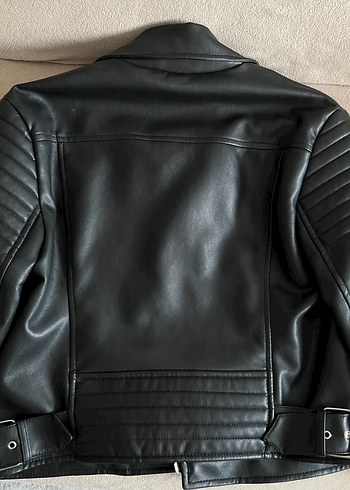Stradivarius Siyah Deri Biker Ceket Kadın - Görsel 3