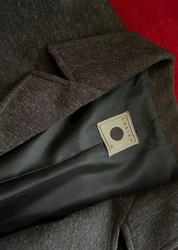 Gri Düğmeli Kadın Yün Ceket - Görsel 2