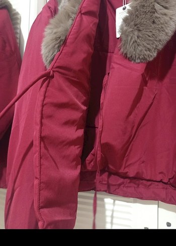 Bordo Kürklü Kısa Kadın Kışlık Mont - Görsel 2