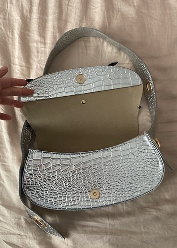 Gri Deri Yılan Desenli Tokalı Kadın Çanta - Görsel 3