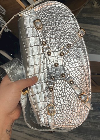 Gri Deri Yılan Desenli Tokalı Kadın Çanta - Görsel 7