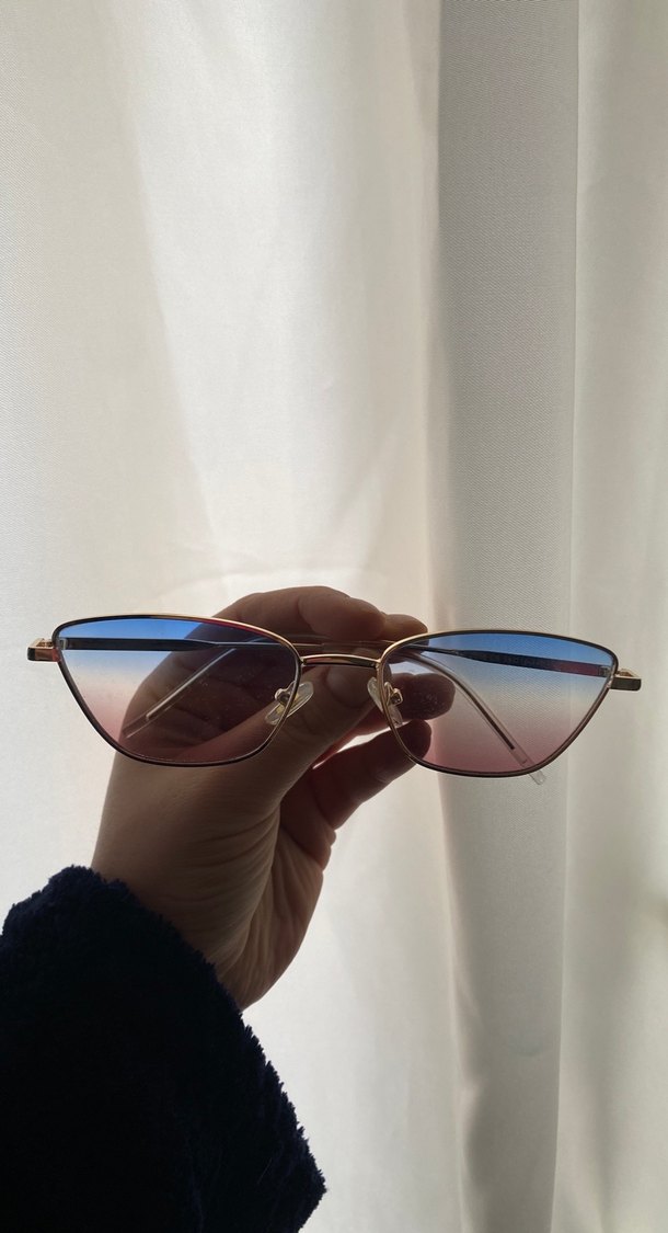 Şeffaf pastel bej kadın gözlüğü - Görsel 2