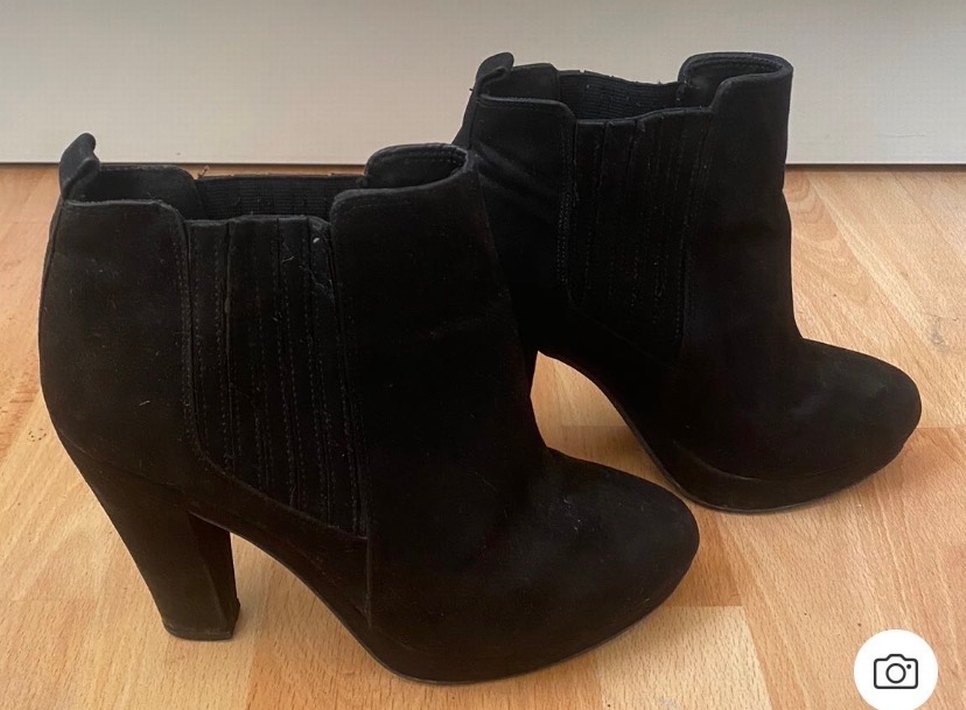 Siyah Süet  Goth Kadın Bot - Görsel 2